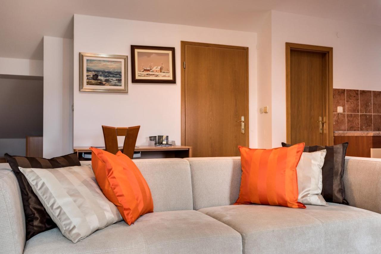 Apartamento Studio Maslina Šibenik Exterior foto