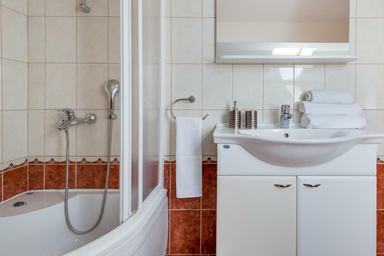 Apartamento Studio Maslina Šibenik Exterior foto
